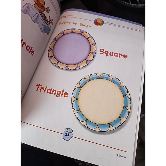 Disney Shapes And Sizes Activity Book 2017 Winnie The Pooh Children's Education - Picture 3 of 8